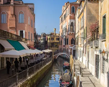 Canal_day.jpg